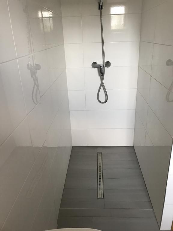 胡拉姆公寓 巴拉通雷勒 外观 照片